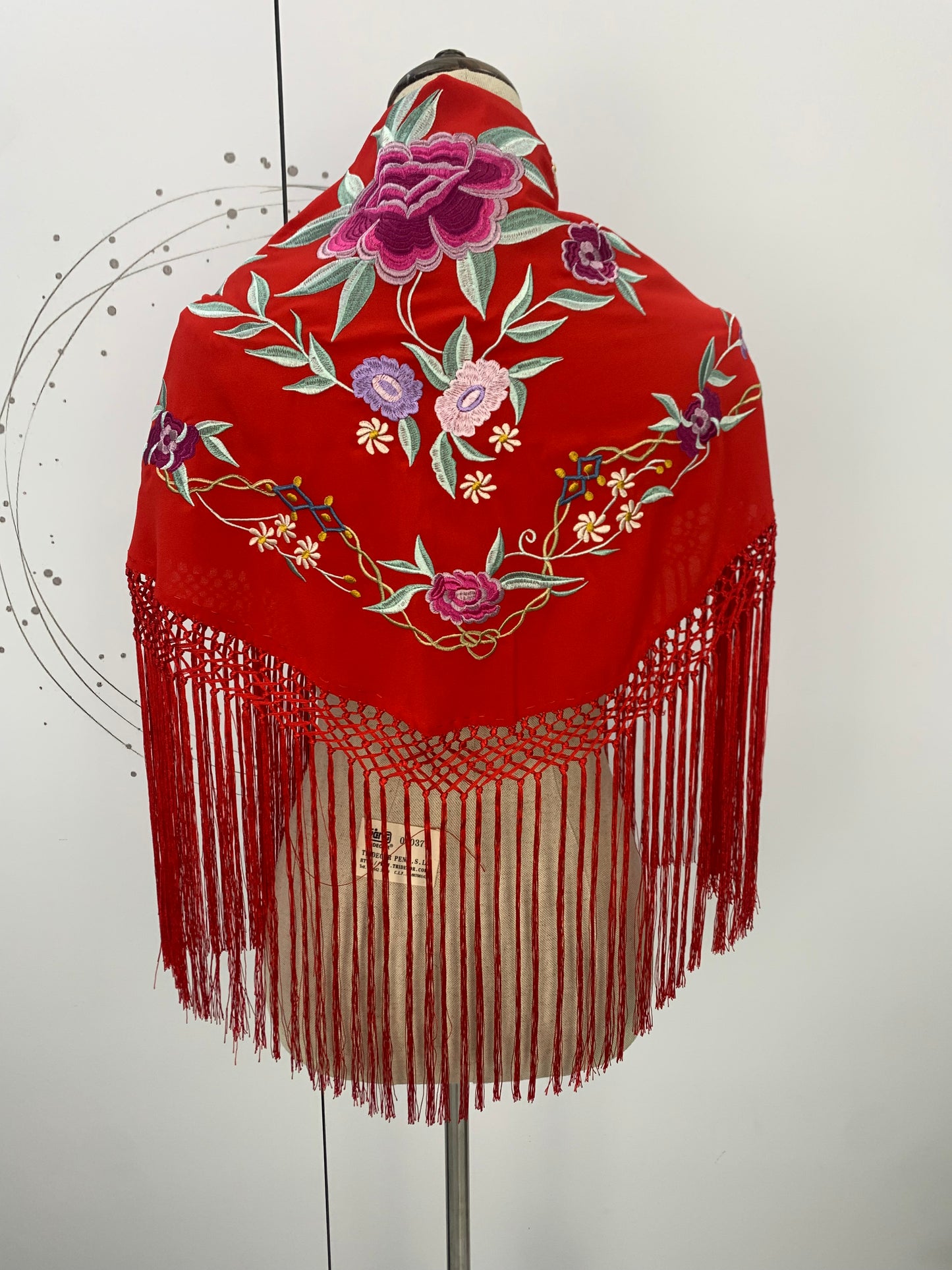 MANTÓN BORDADO FLORES ROJO
