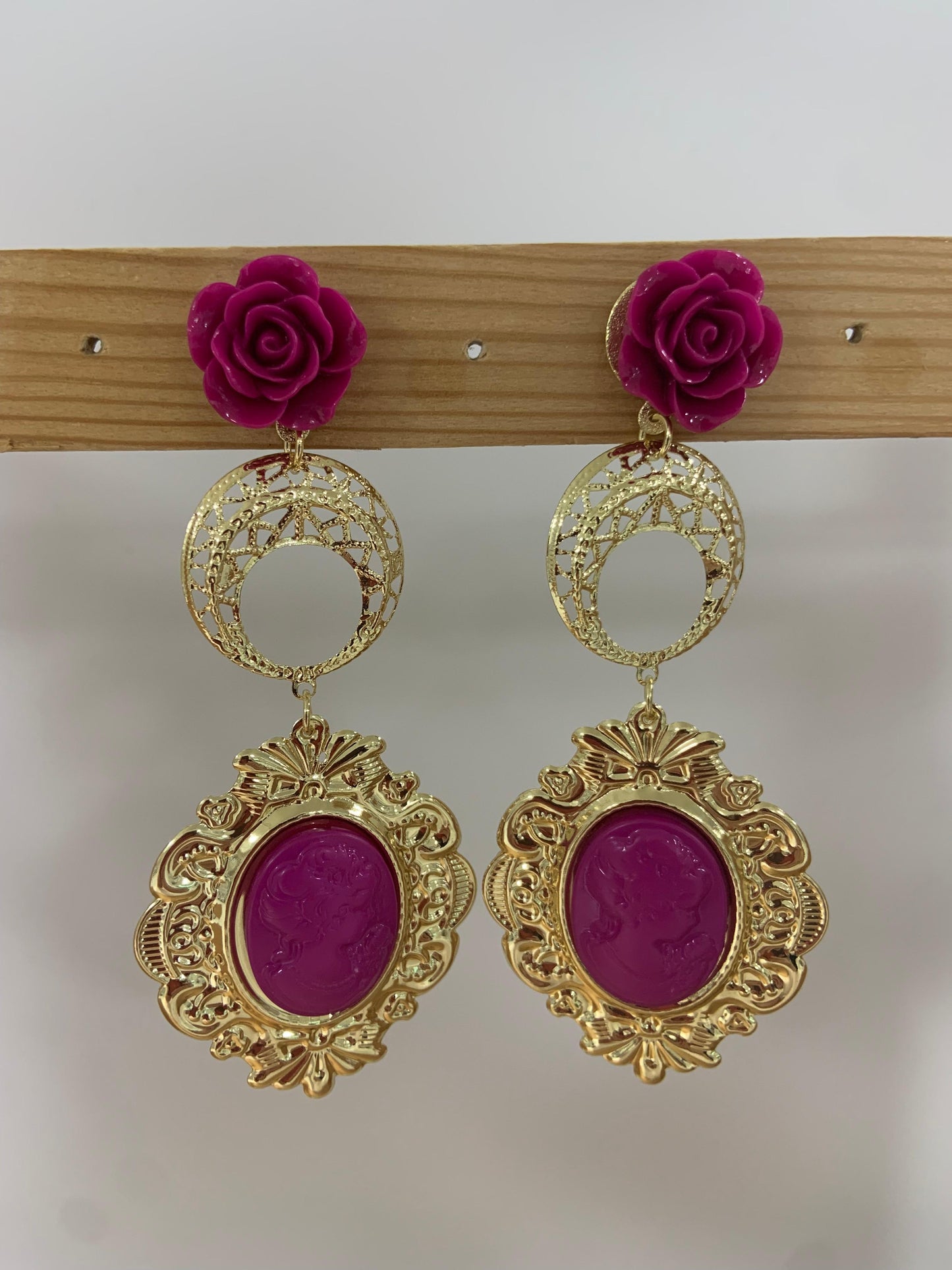 PENDIENTES CAMAFEO