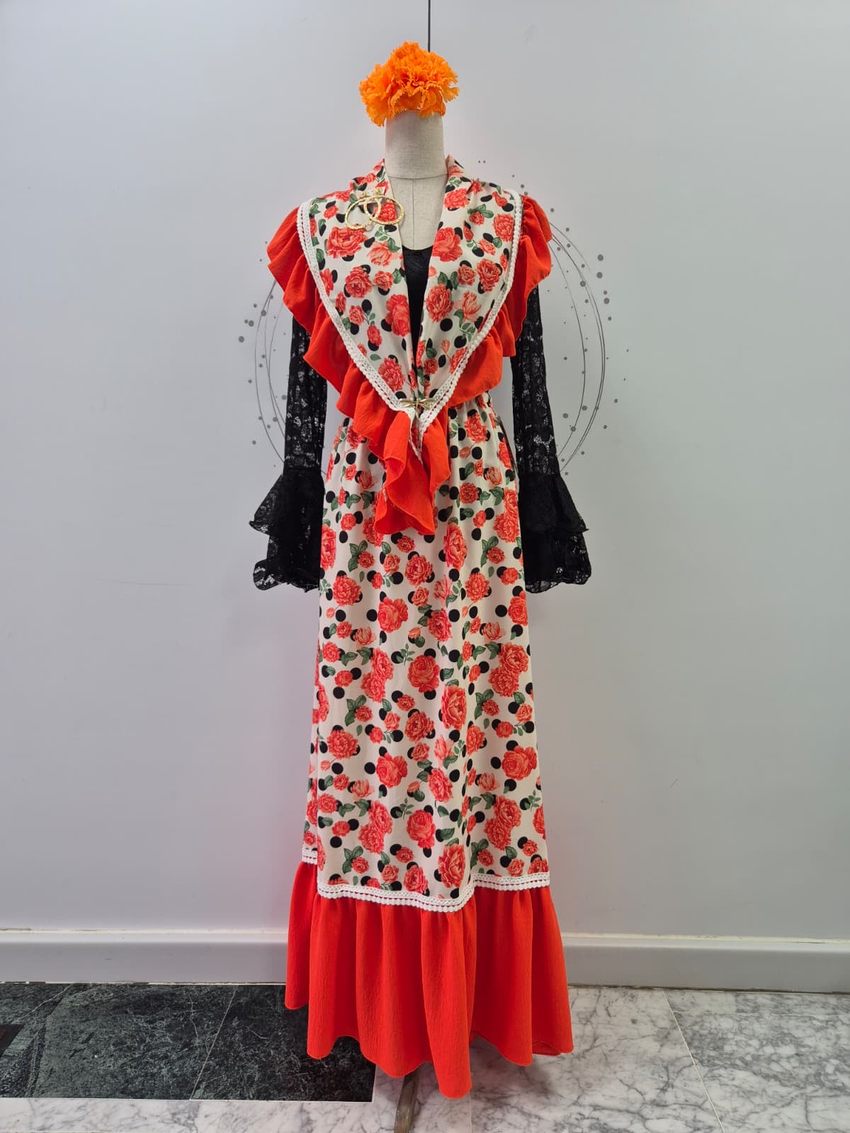 CONJUNTO PICO Y FALDA ROMERIA