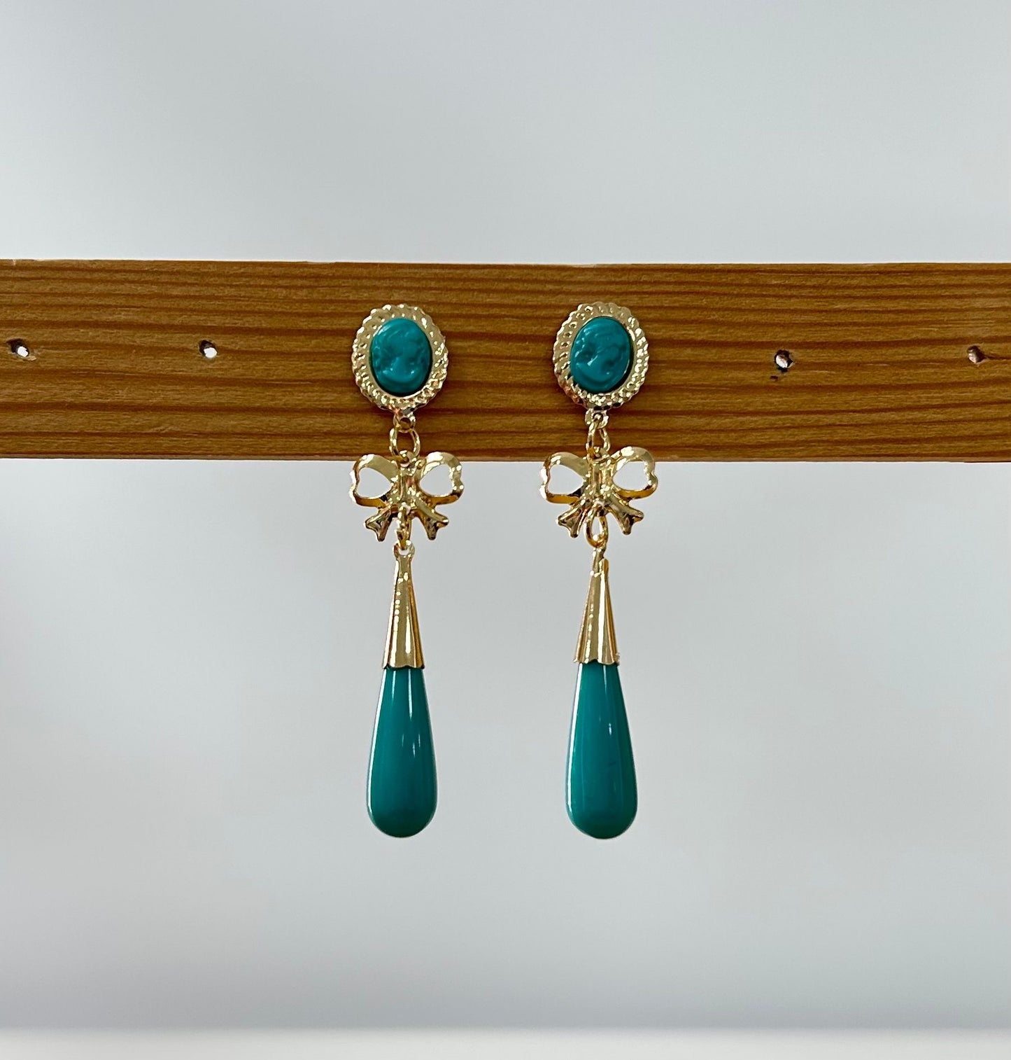 PENDIENTES CORALES MEDIANOS
