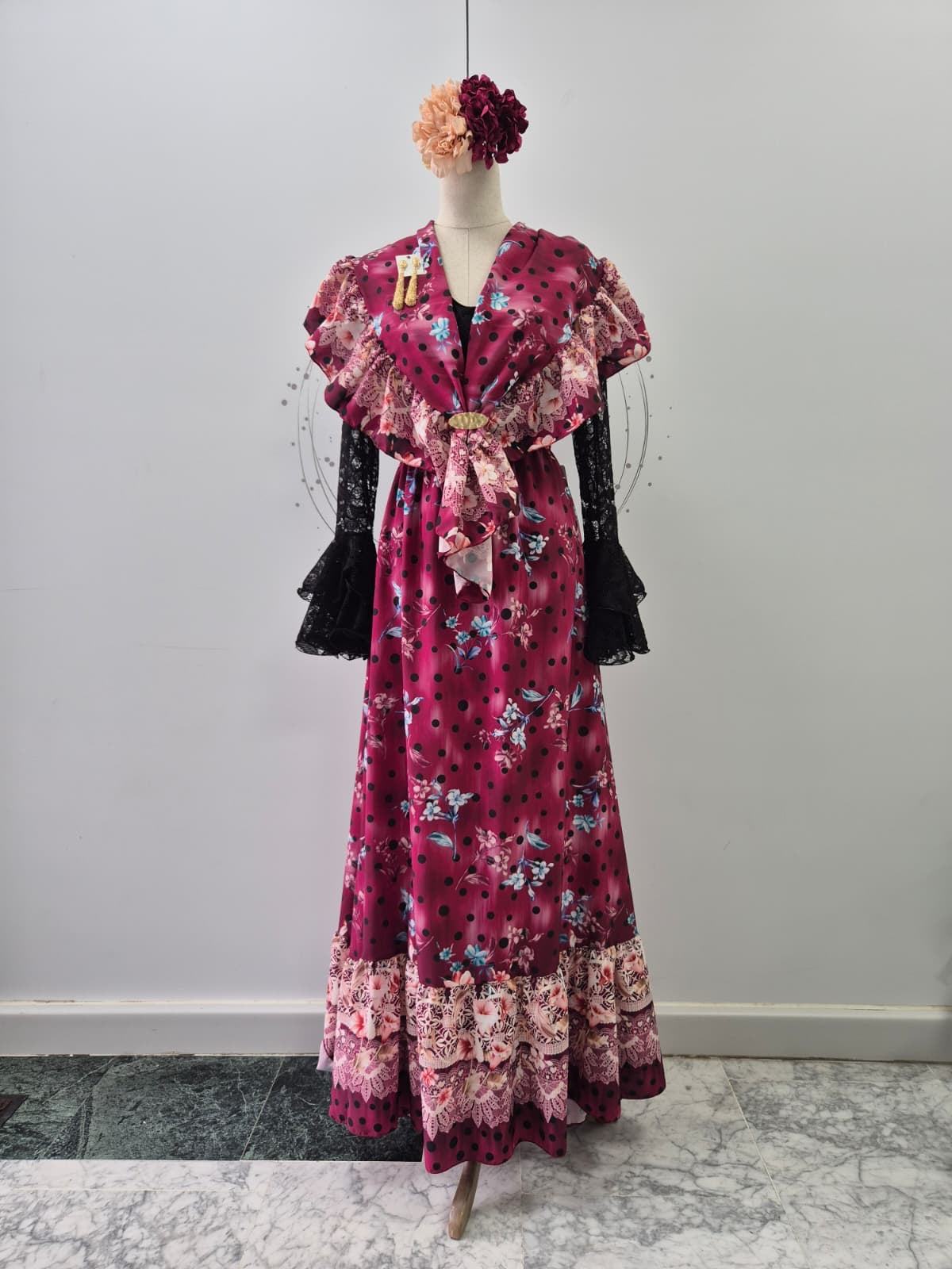 CONJUNTO PICO Y FALDA JARDIN