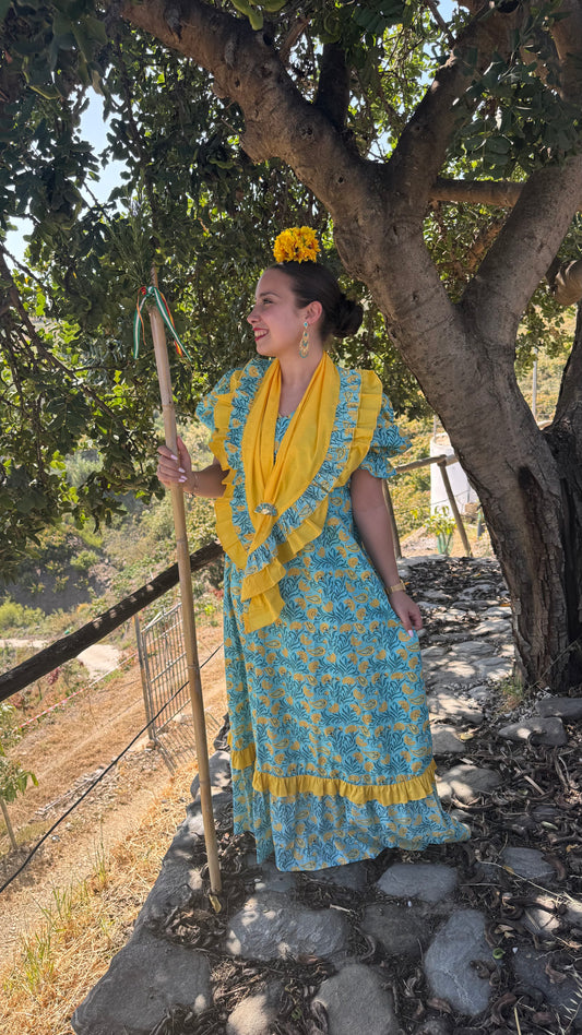 BATA ROCIERA Y PIQUILLO MODELO MARIA