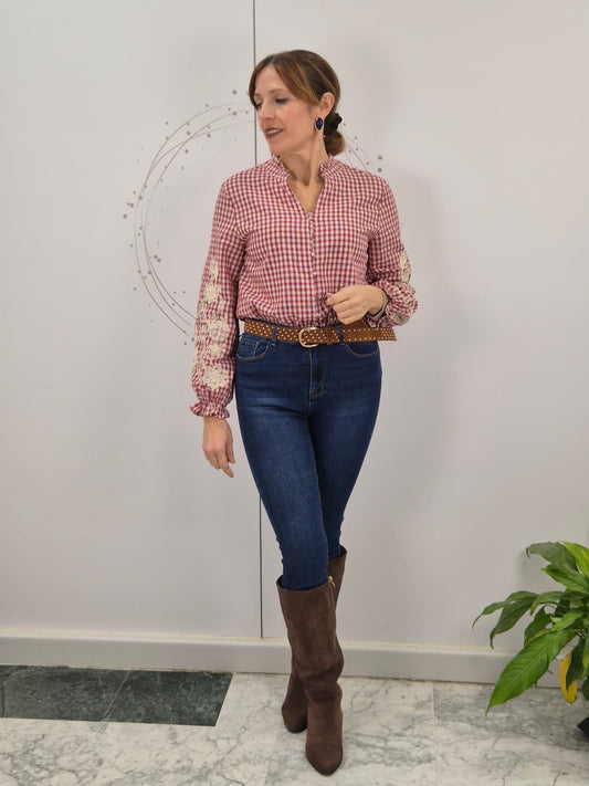 BLUSA VICHY MANGA BORDADA