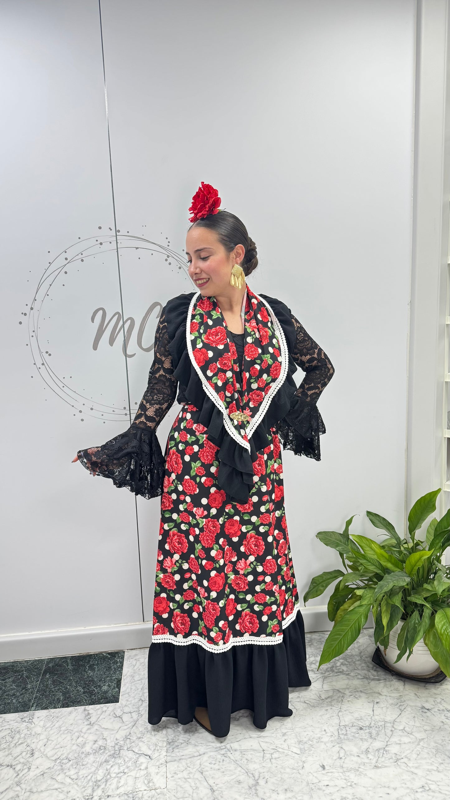 CONJUNTO PICO Y FALDA ROMERIA