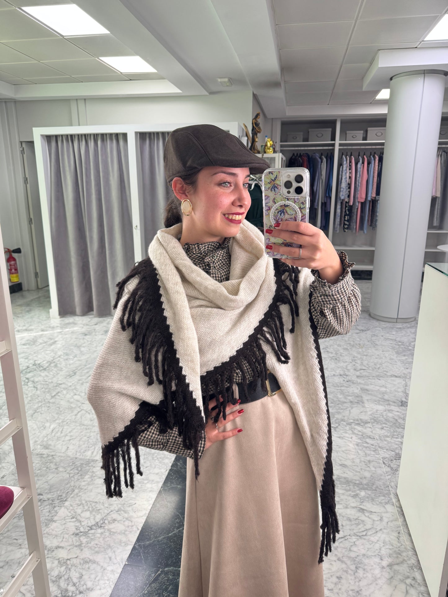 PONCHO LANA FLECOS BICOLOS