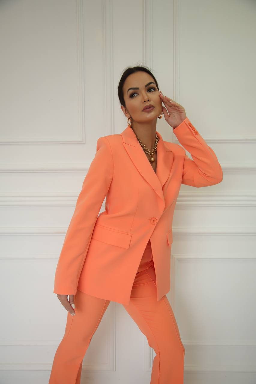 traje blazer y pantalon naranja